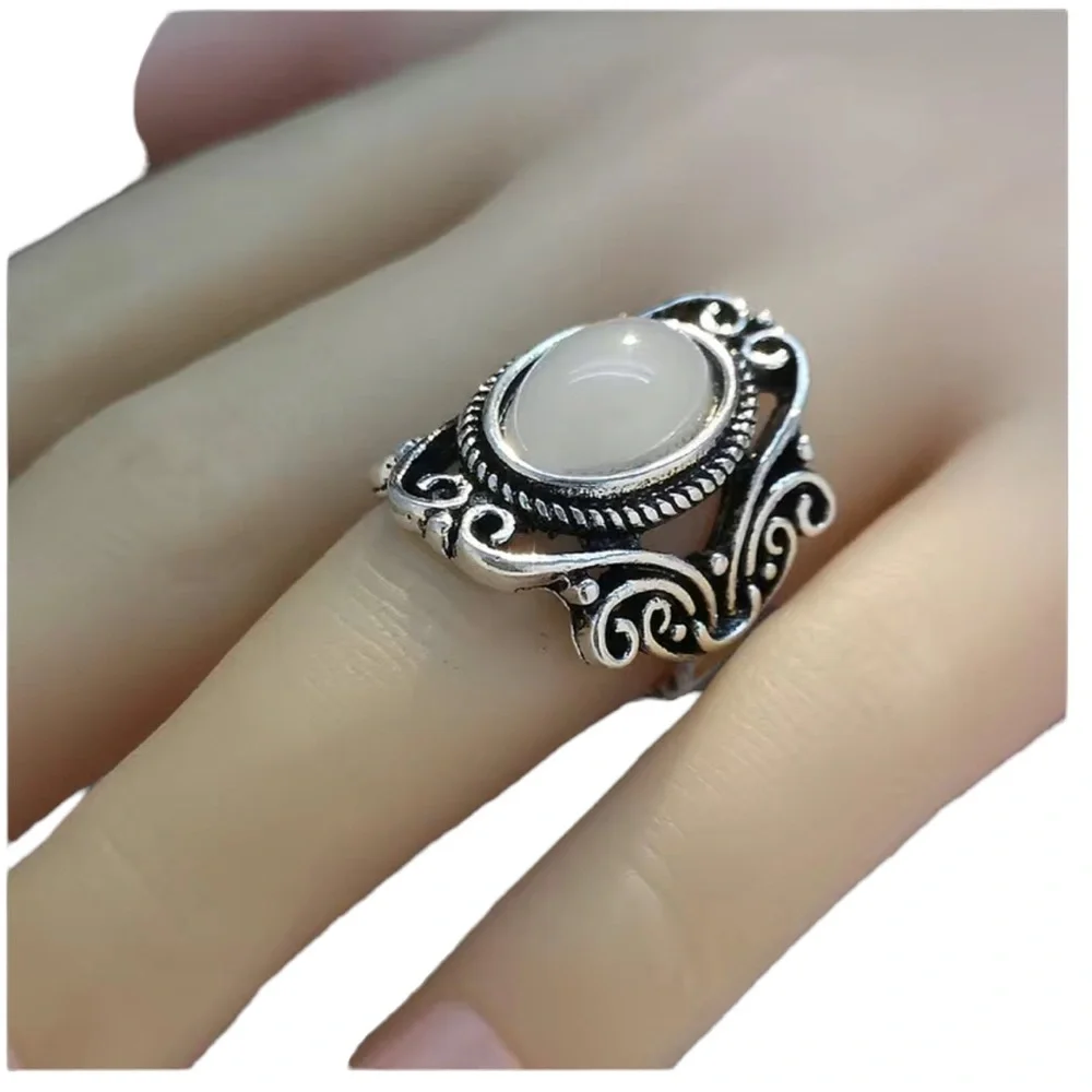 Antique Silver Vintage Style Moonstone Ring